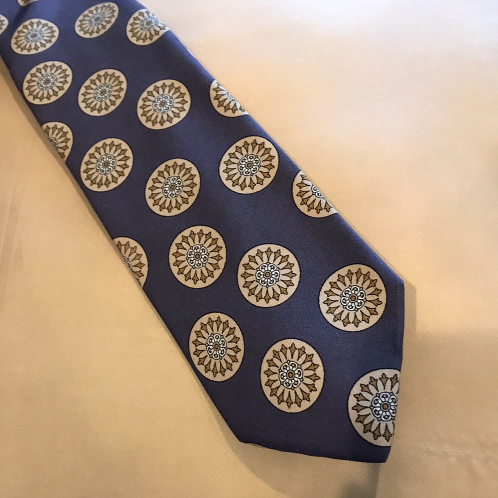 100% silk Burberry tie